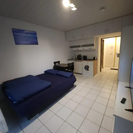 Apartment, Nähe U-bahn U3, 15 Min Zentrum, Garage Apartment